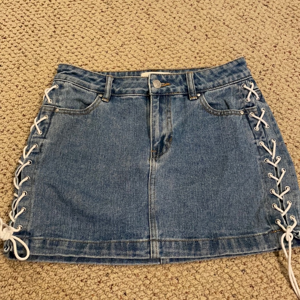 Pacsun jean skirt size 25